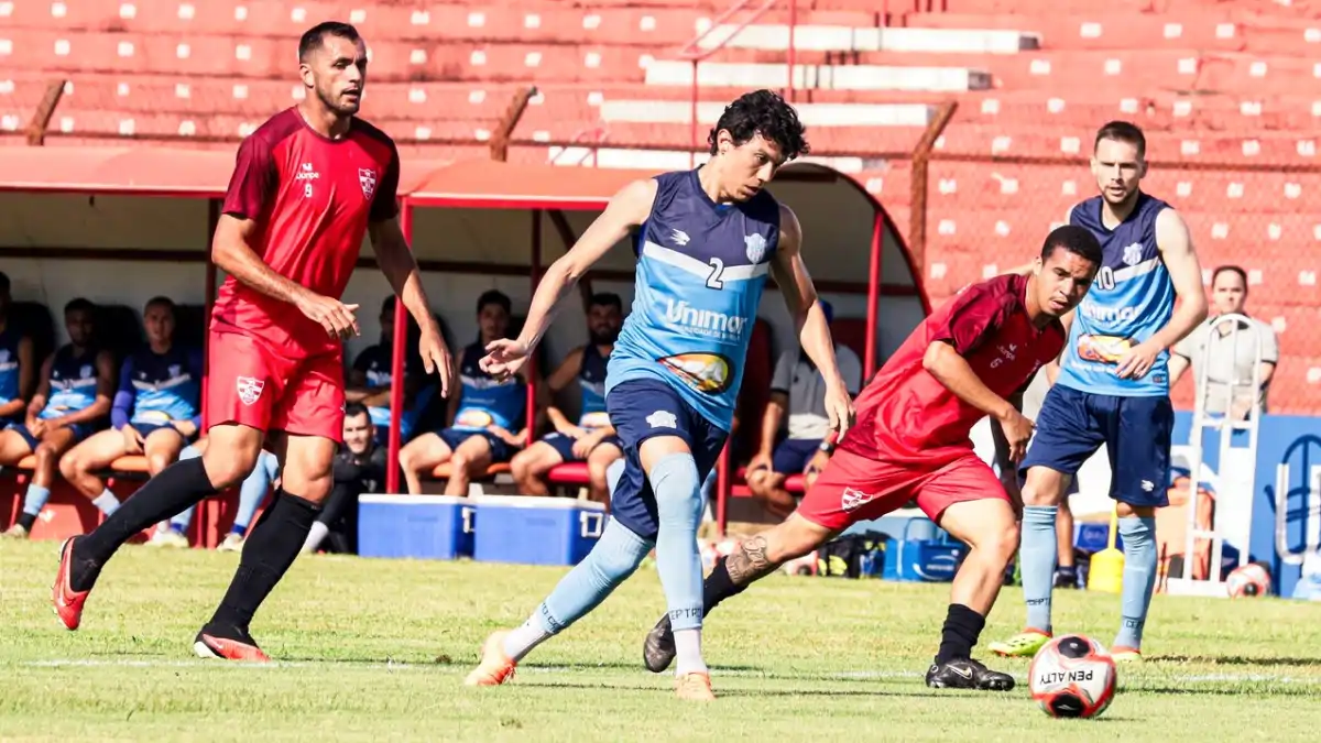 Alexandre Vicente/Linense