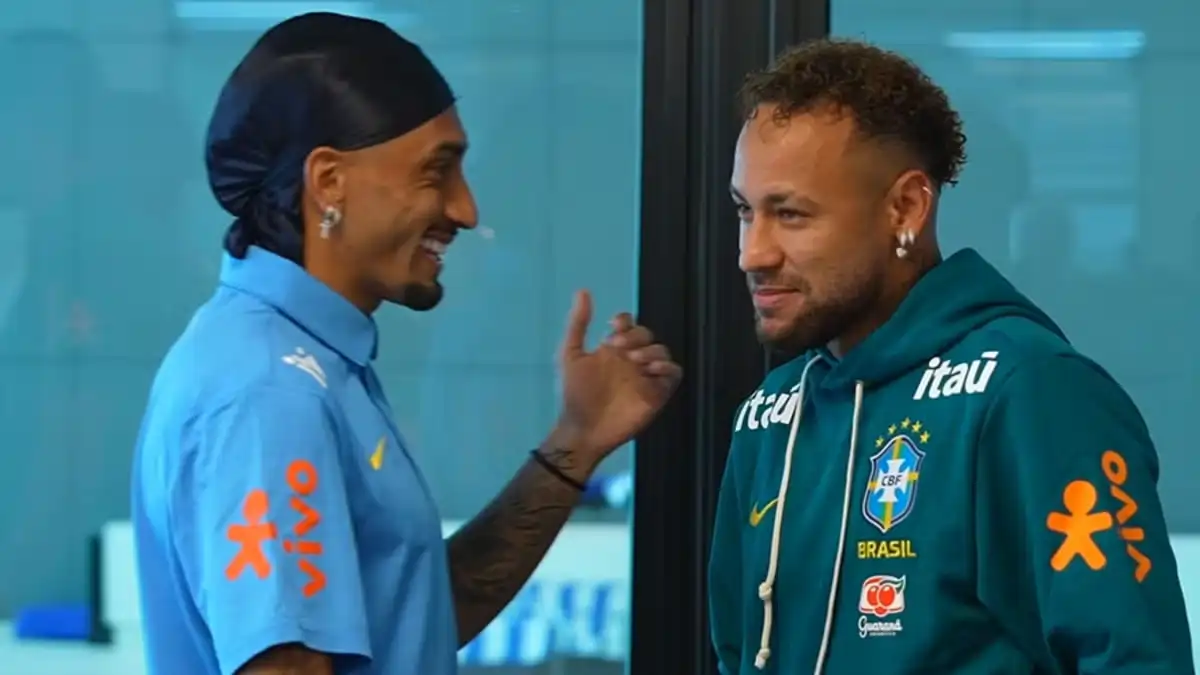 Neymar faz exames e desfalca primeiro treino da Seleção