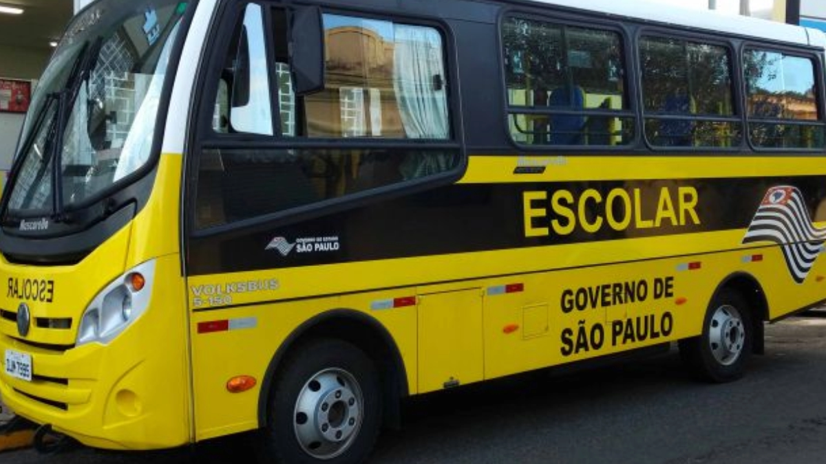 Justiça garante transporte a alunos do distrito de Avencas