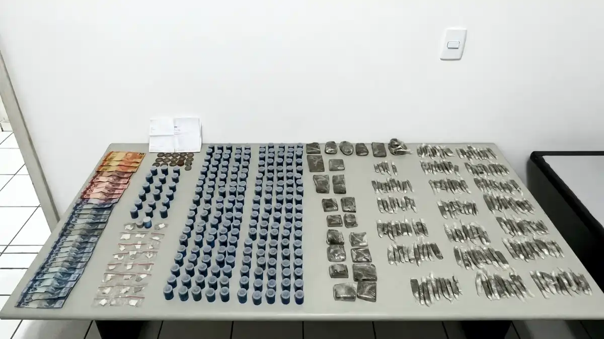 Suspeito grita “moiô” e PM prende dois por tráfico em Marília